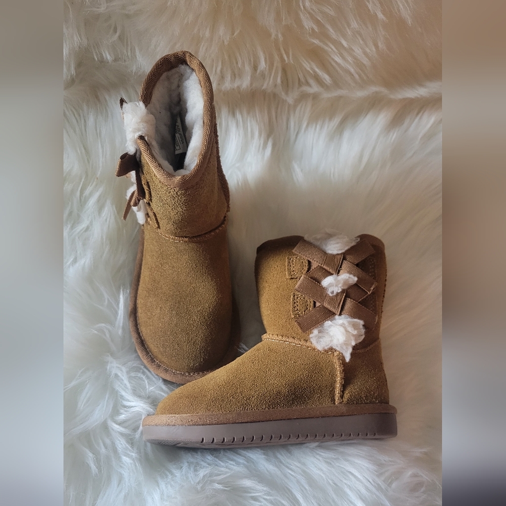 Toddler 7 KOOLABURRA by UGG Boots NWOT